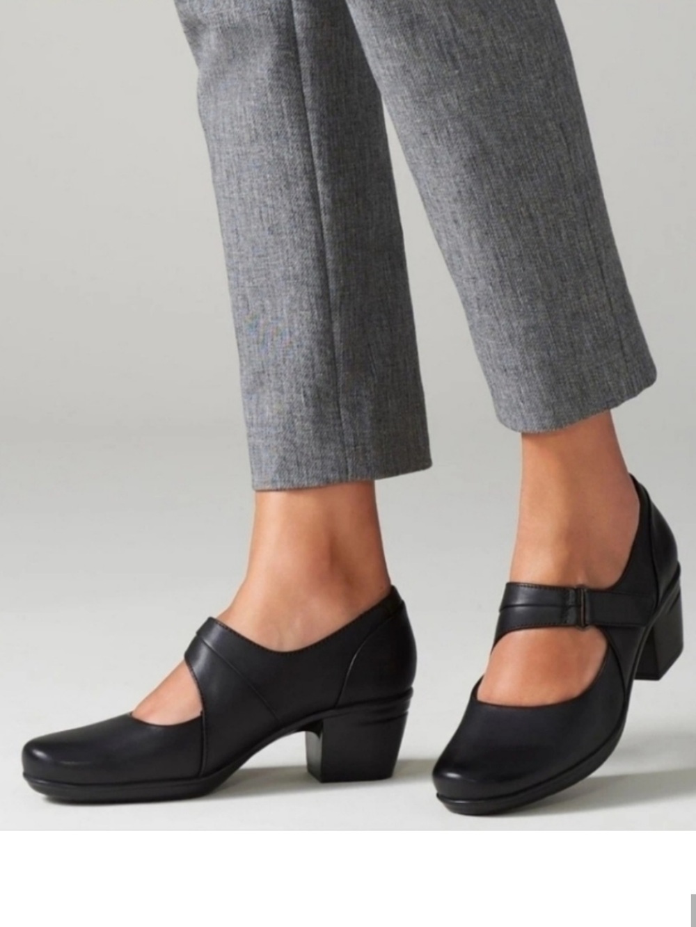Clarks Women’s Emslie Lublin Black Leather Mary Jane Low Heel Pumps Sz 7